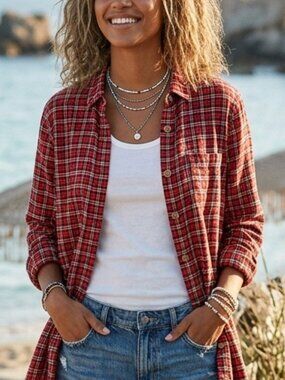 ASOS Red and Black Checkered Long Flannel Shirt Size Small